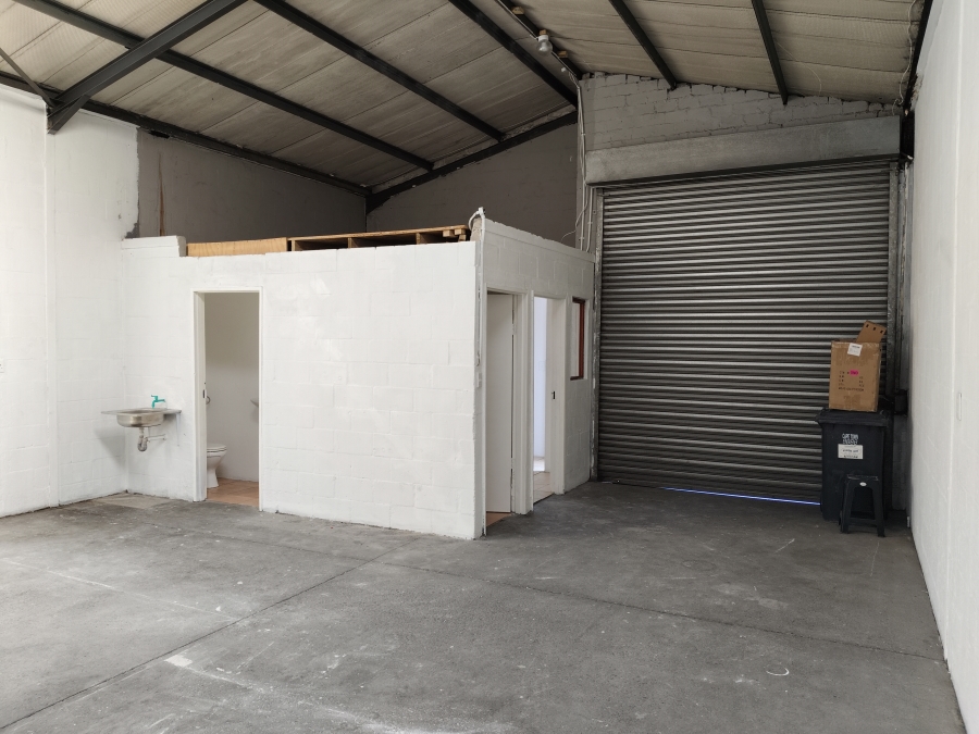 To Let commercial Property for Rent in Okavango Park Western Cape